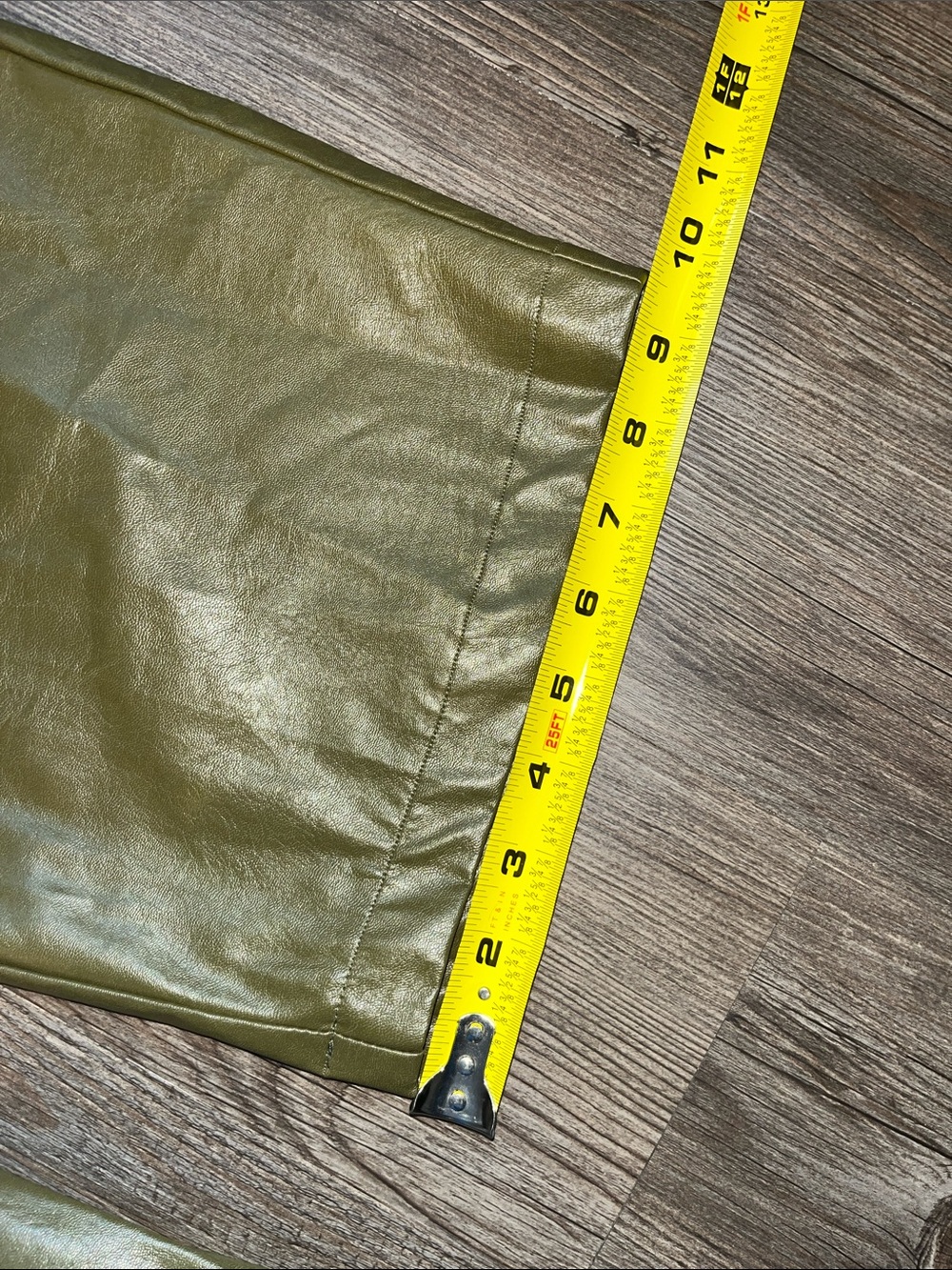 ALICE + OLIVIA Olive Green Wide-Leg Faux Leather Pants - Picture 5 of 7